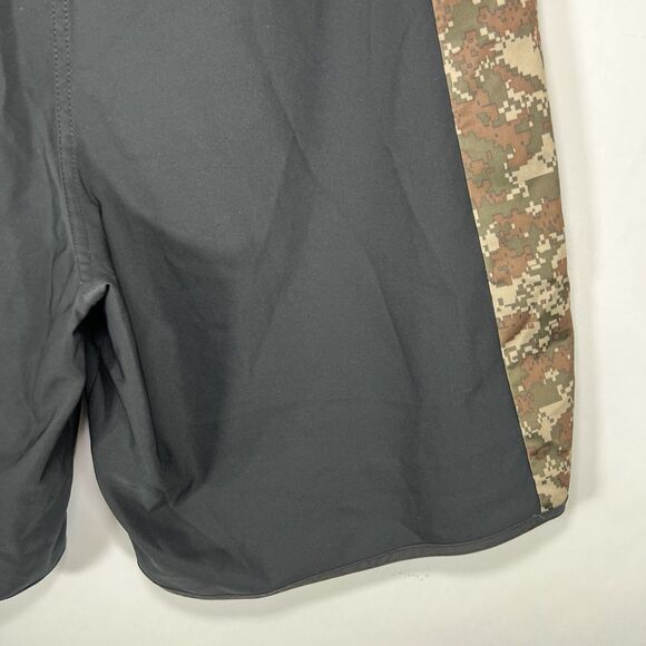 UFC Fight Shorts Trunks Mens Size XL 36x10 Black Camo Ultimate Fighting Stretch - Picture 11 of 12